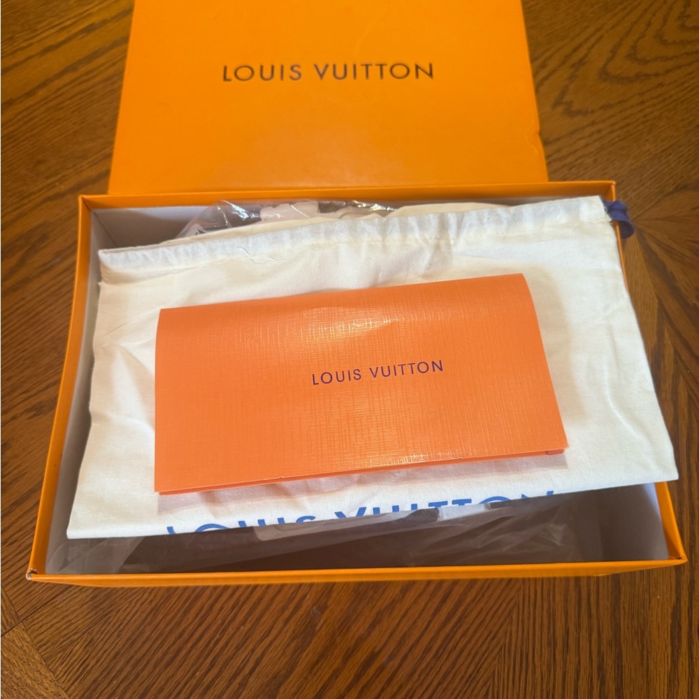 Louis Vuitton Orange and White Packaging Set